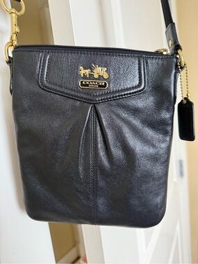 Vintage Coach Madison Leather Crossbody Bag Y2K
